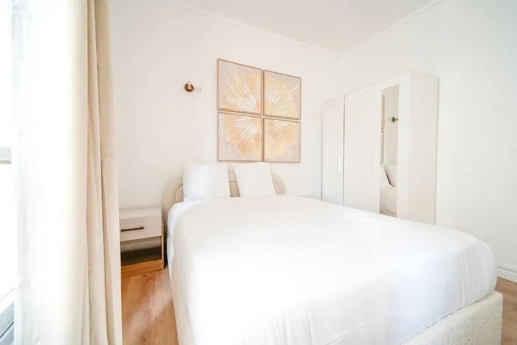 Buttes-chaumont - Hautpoul - Iv Apartment *
